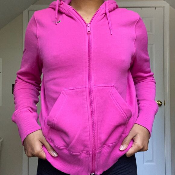 Nike Sweaters - Vintage Nike Zip Up Hoodie
